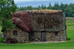 Scottish-turf-roof-cottage