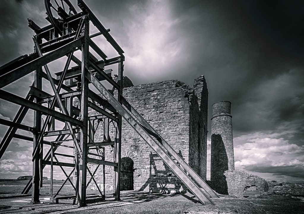 Magpie Mine by Jeff Moore